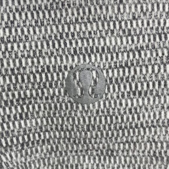 Lululemon Think Fast Hoodie size 2 - Picture 3 of 15